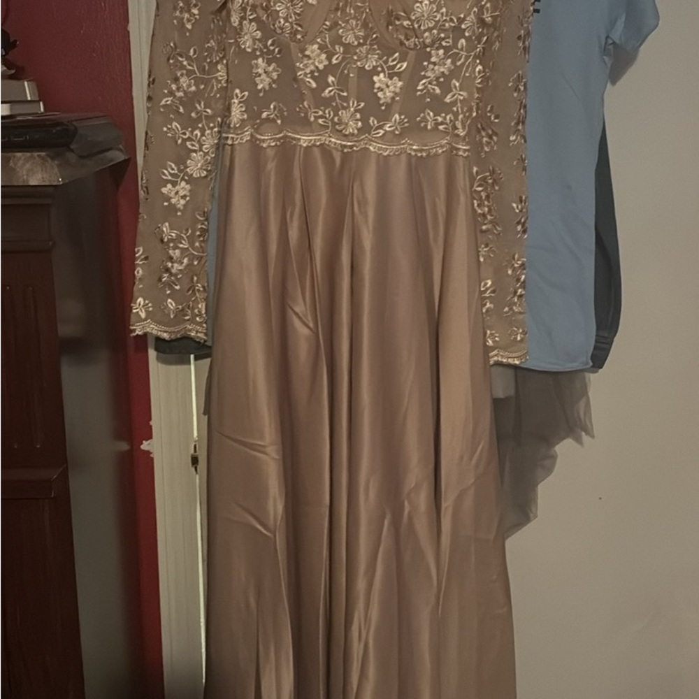 Elegant Embroidered Long Sleeve Dress